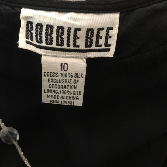 EUC*100% SILK sleeveless dress w/ beaded detail - Picture 4 of 8